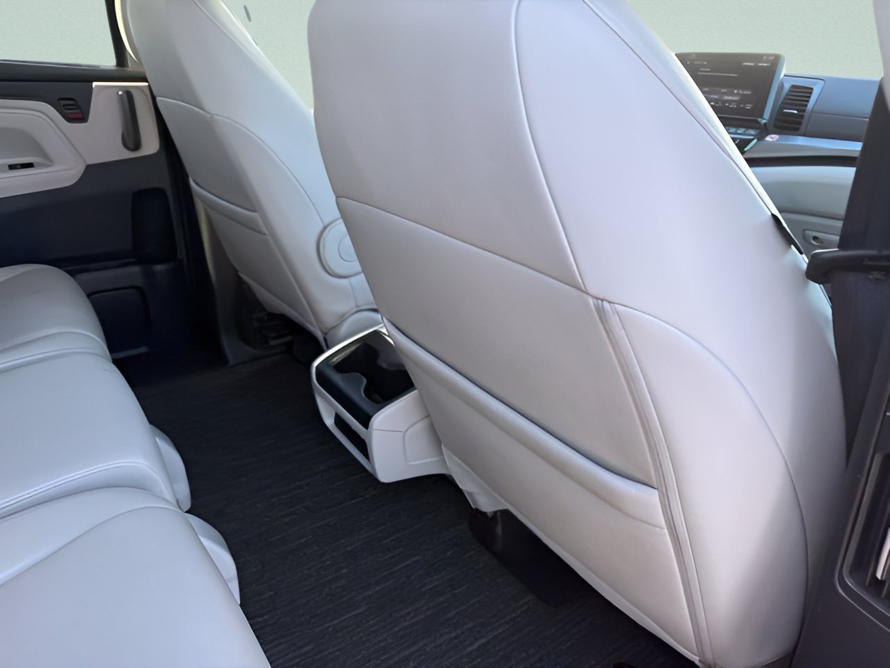 Used 2025 Honda Odyssey EX-L image 15