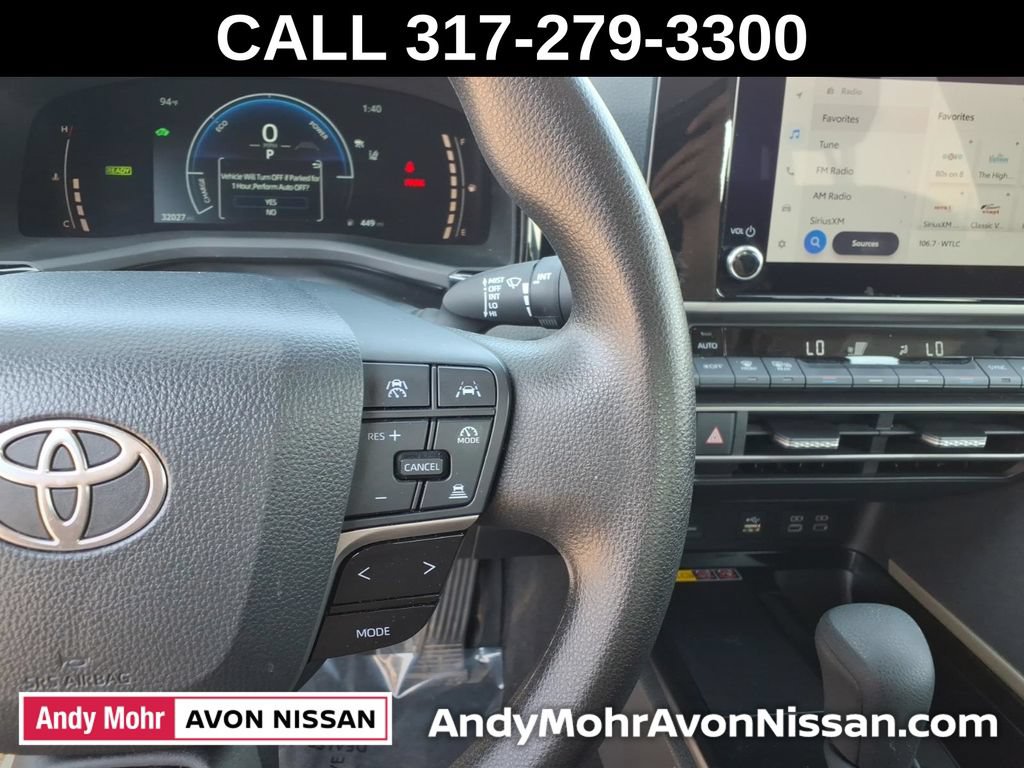 Used 2025 Toyota Camry LE FWD image 27