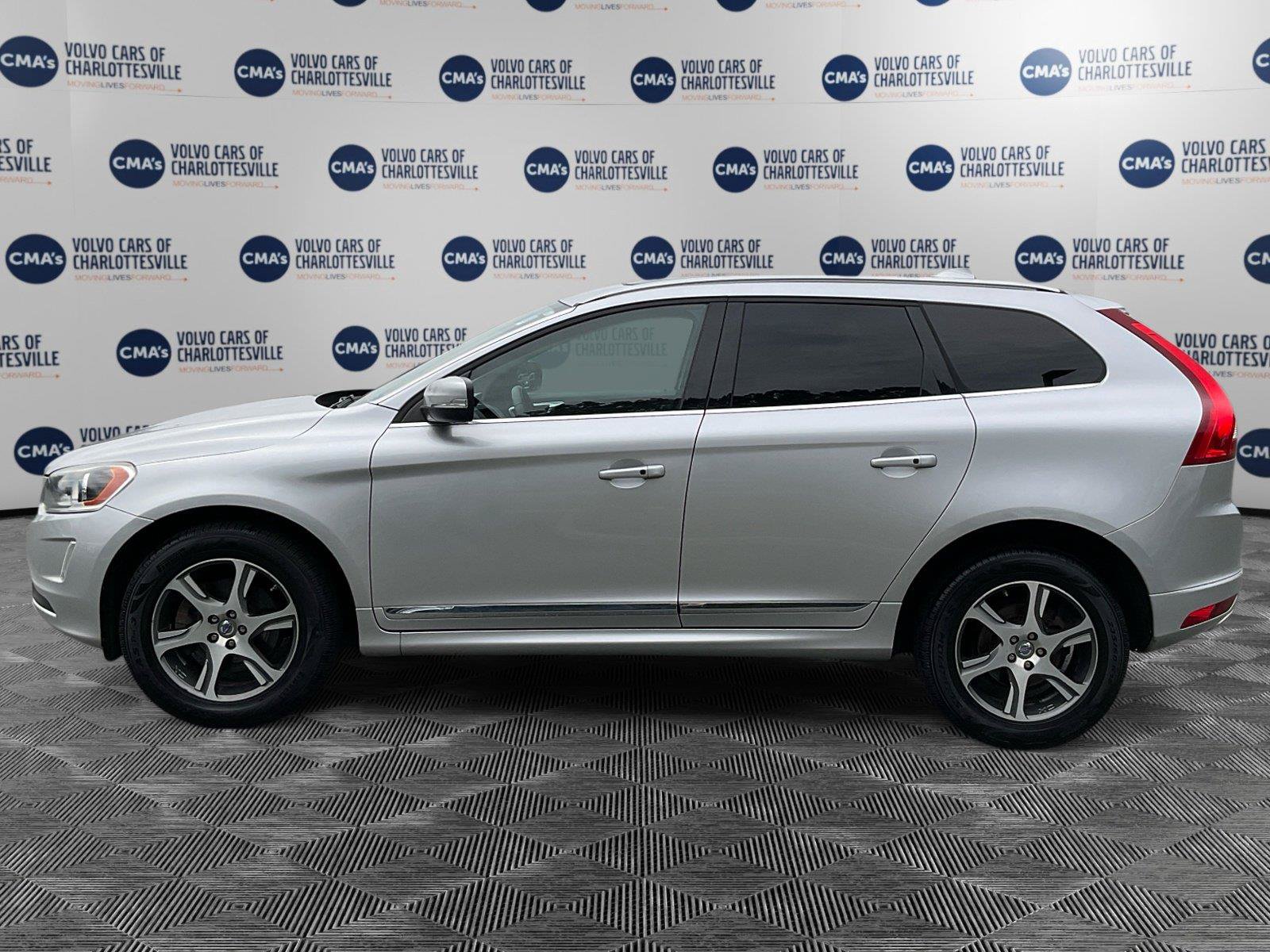 Used 2014 Volvo XC60 T6 AWD/4WD image 2