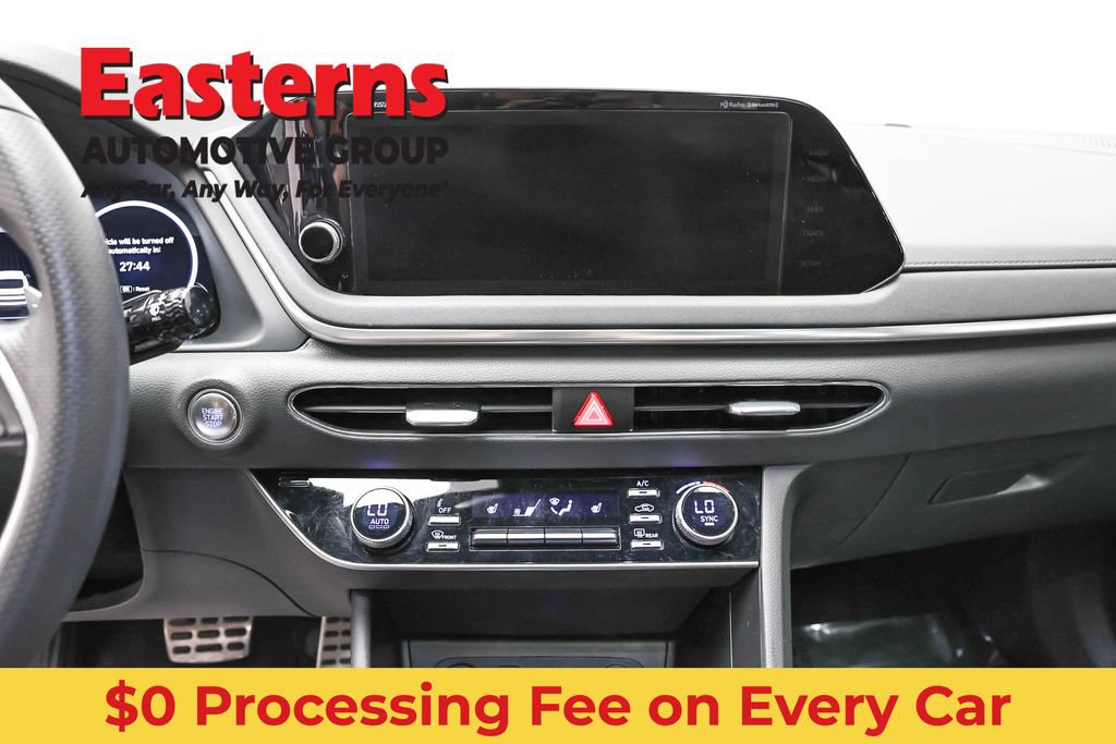 Used 2023 Hyundai Sonata SEL Plus w/ Preferred Accessory Package FWD image 12