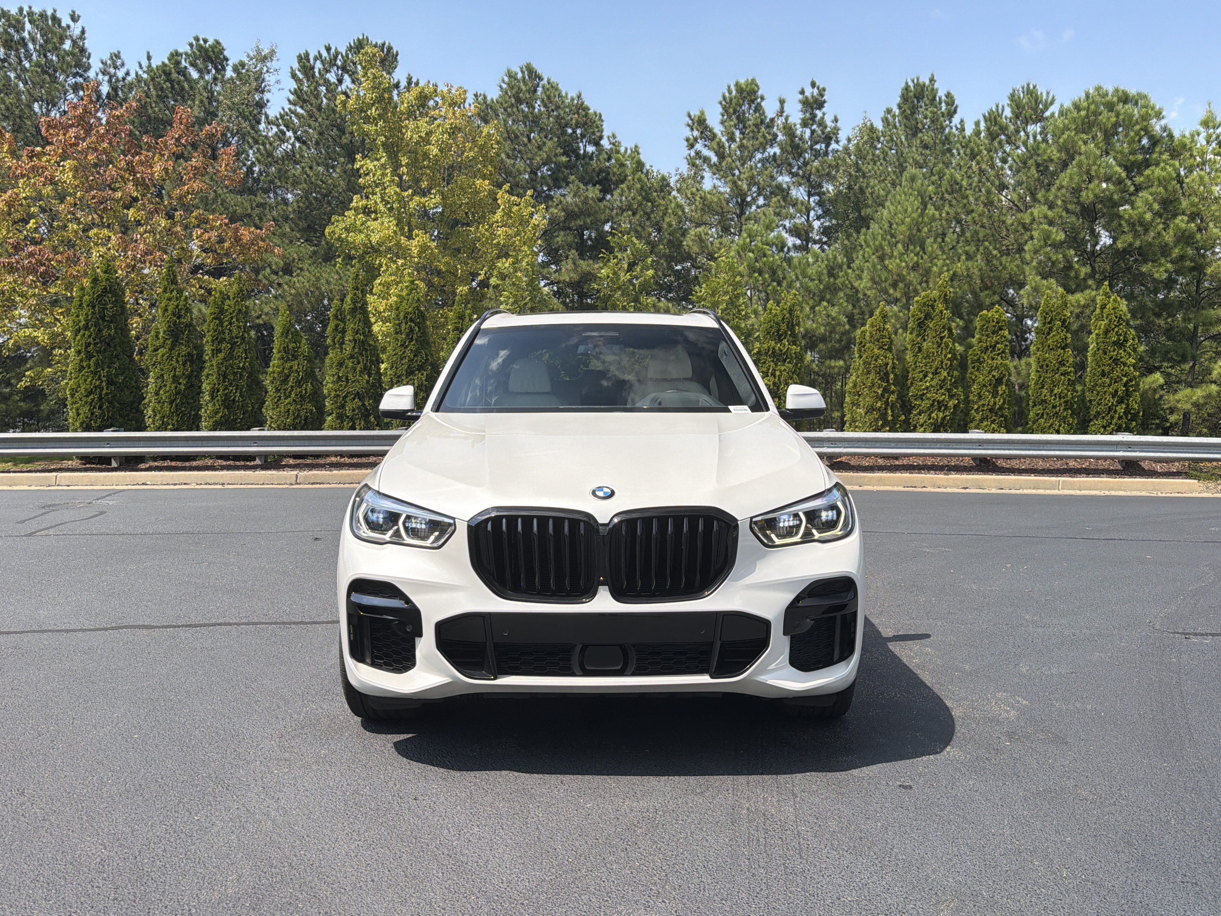 Used 2022 BMW X5 M50i w/ Executive Package AWD/4WD image 13
