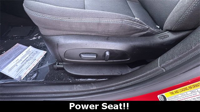 Used 2018 Chevrolet Cruze LT w/ Convenience Package image 7