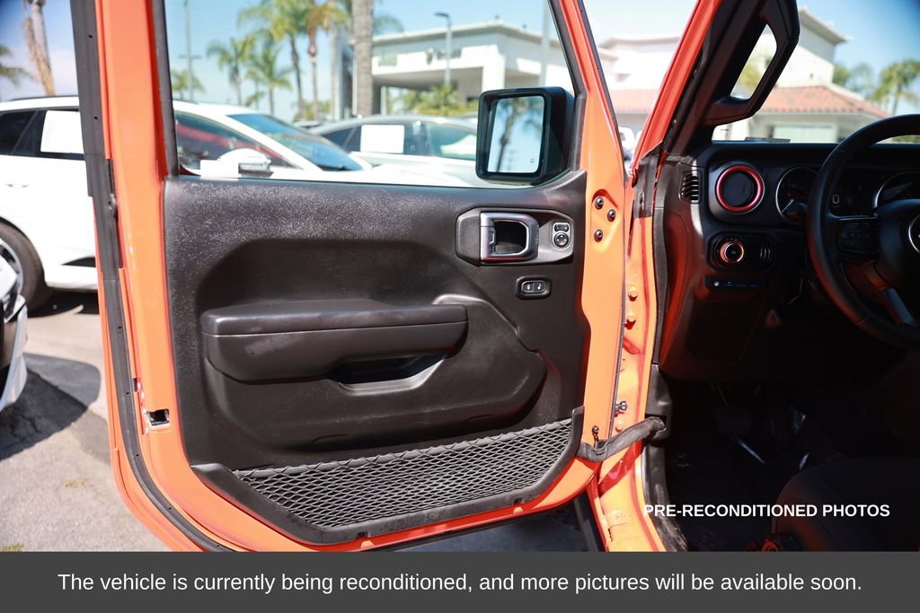 Used 2023 Jeep Wrangler Unlimited w/ 8.4" Radio Group image 17