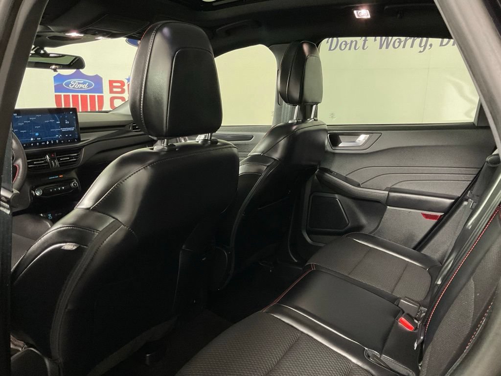 Used 2023 Ford Escape ST-Line w/ Tech Pack #1 FWD image 14