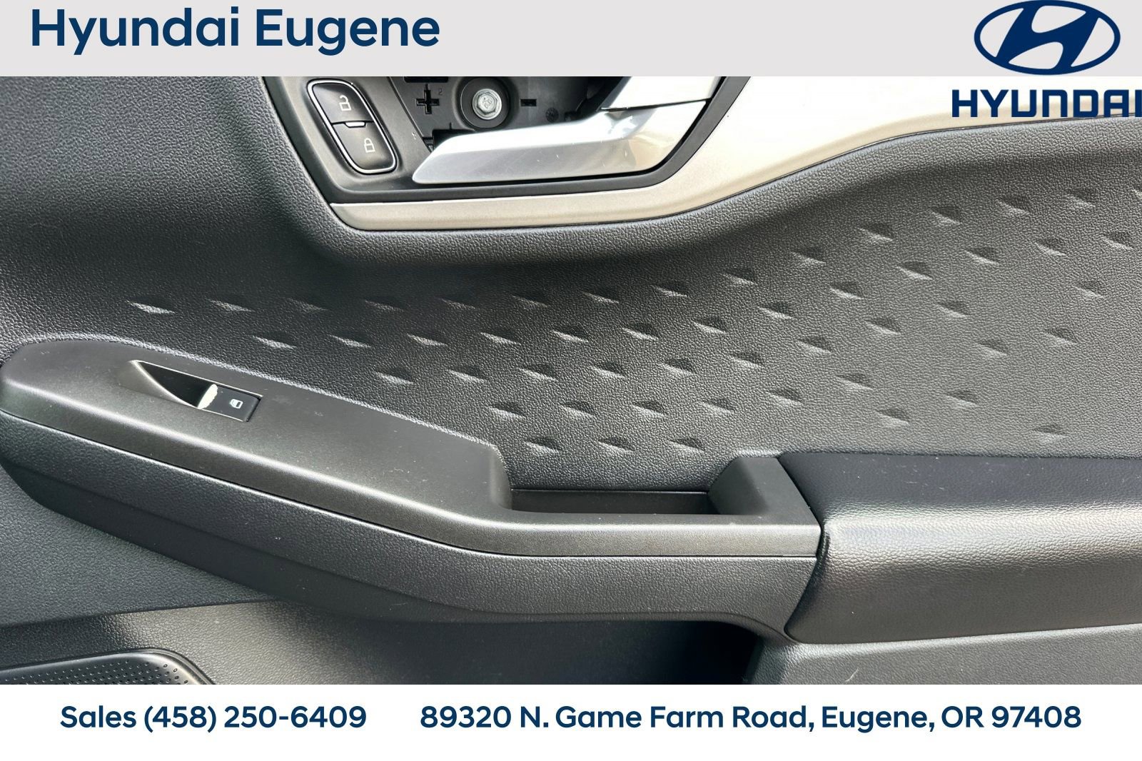 Used 2020 Ford Escape SE Sport image 22