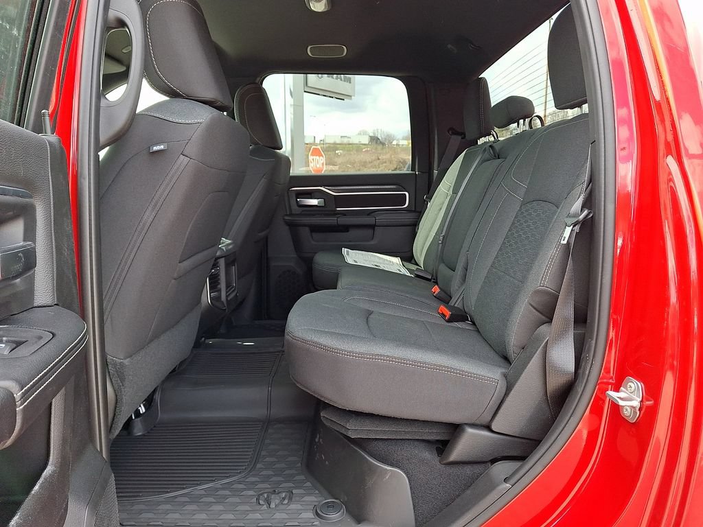 New 2026 RAM 2500 Big Horn AWD/4WD image 5