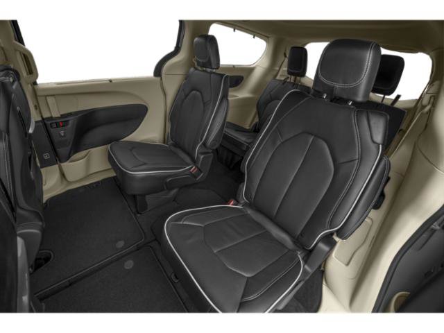 Certified 2026 Chrysler Pacifica Limited w/ S Appearance Package FWD image 12