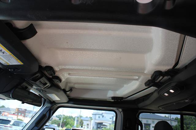 Certified 2026 Jeep Gladiator Rubicon AWD/4WD image 22