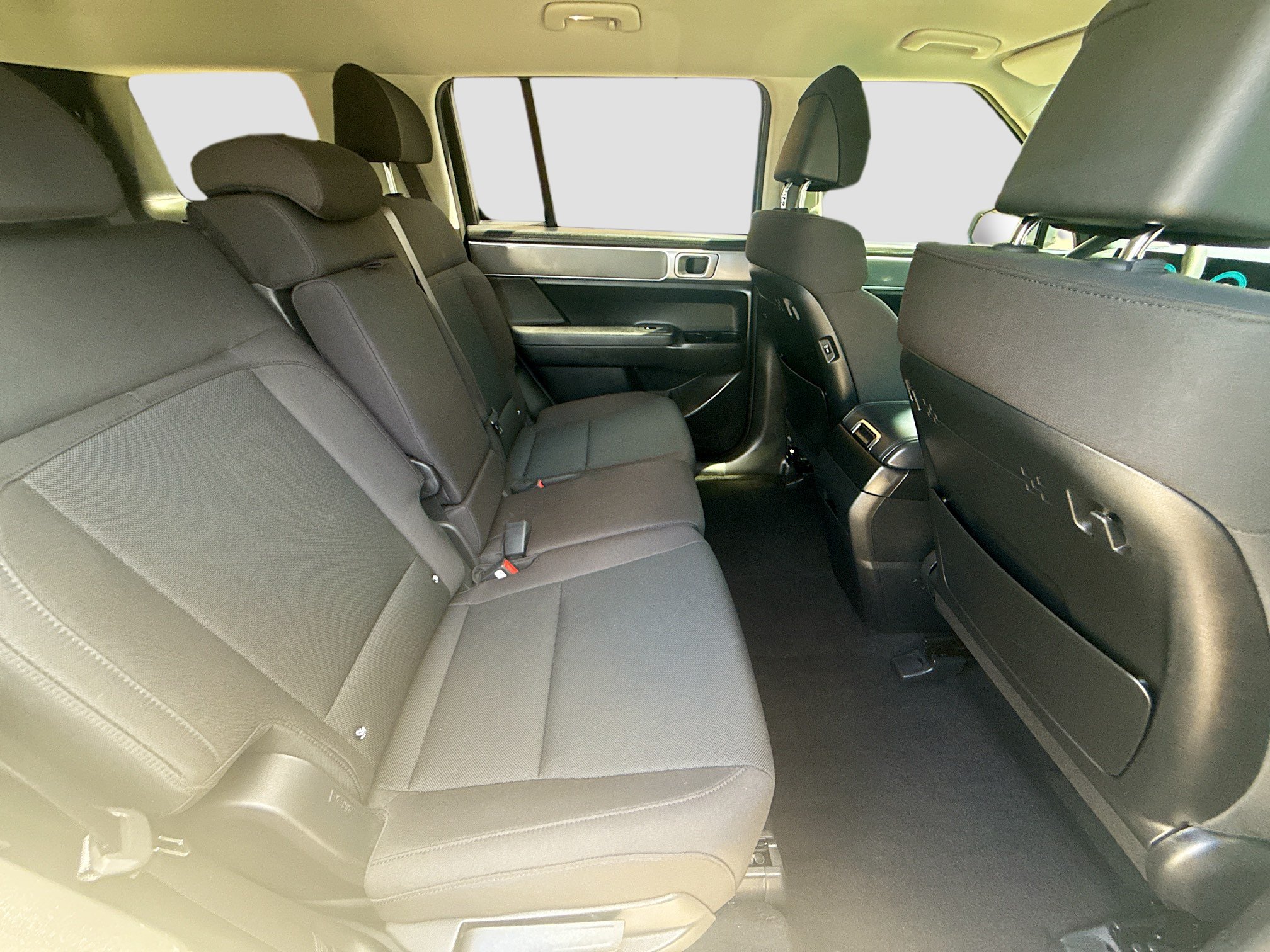 Used 2026 Hyundai Santa Fe SE FWD image 25