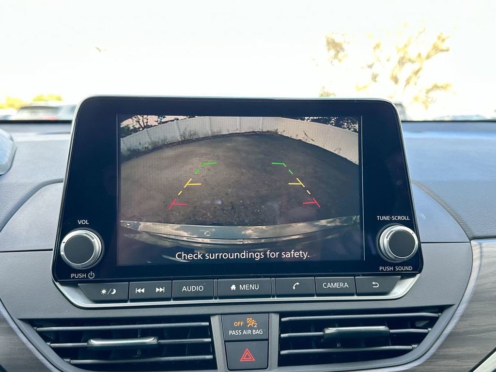 Used 2025 Nissan Altima 2.5 SV image 27