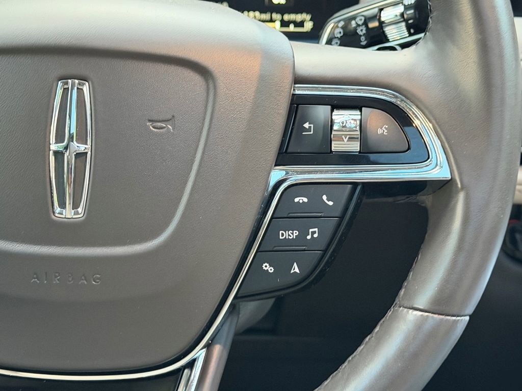 Used 2023 Lincoln Nautilus Reserve w/ Equipment Group 201A image 22