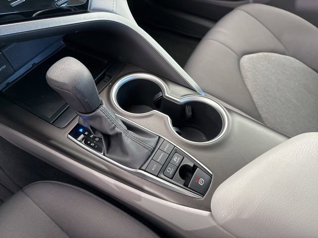 Used 2022 Toyota Camry LE image 21