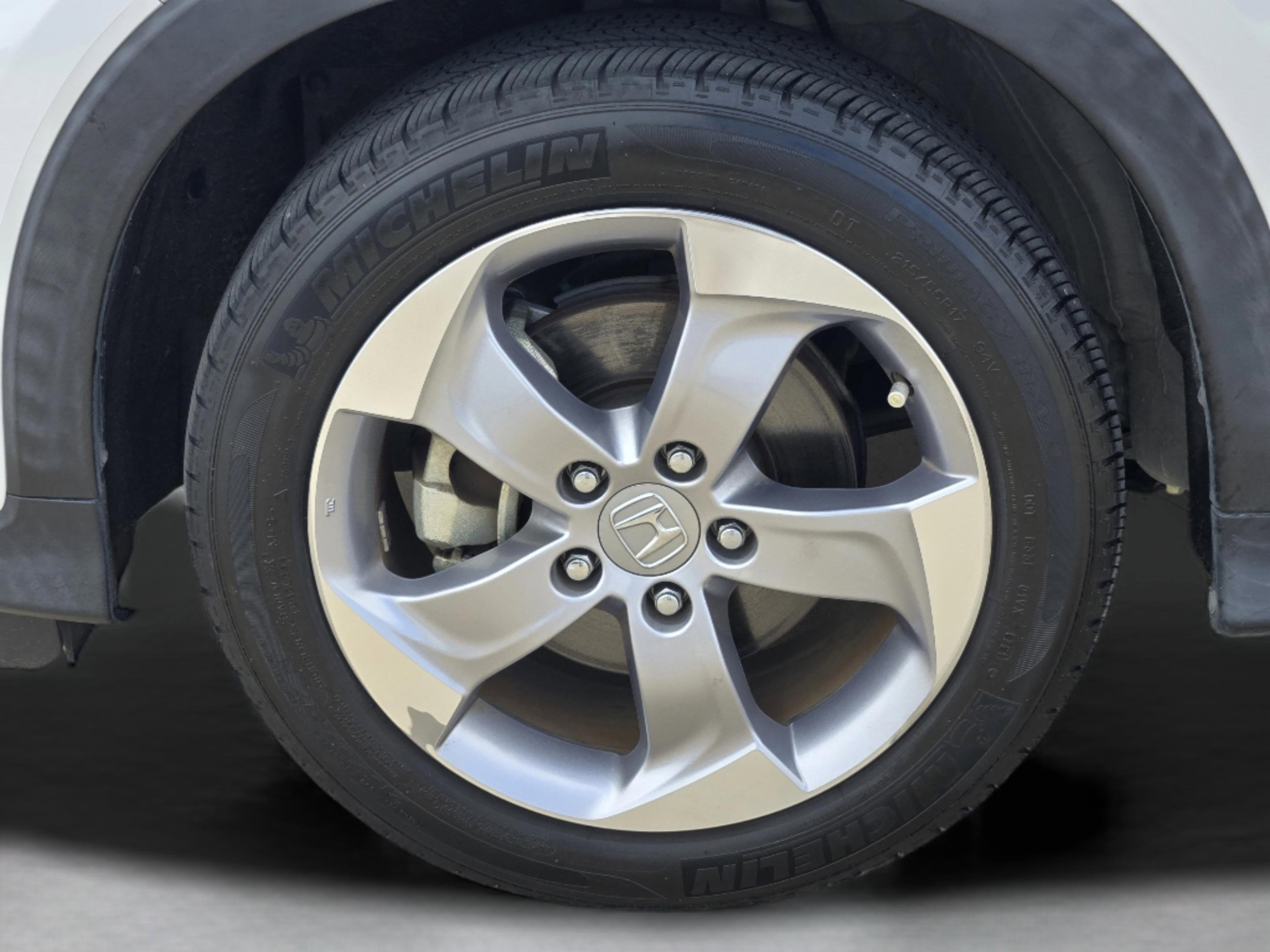 Used 2021 Honda HR-V LX image 30