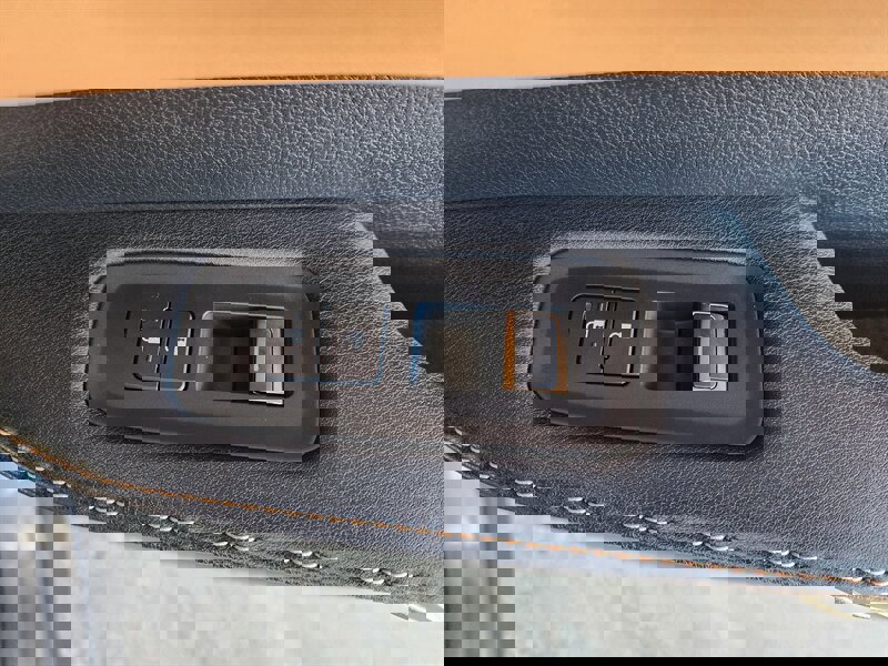 Used 2023 Lexus RX 350 Premium w/ Accessory Package AWD/4WD image 69