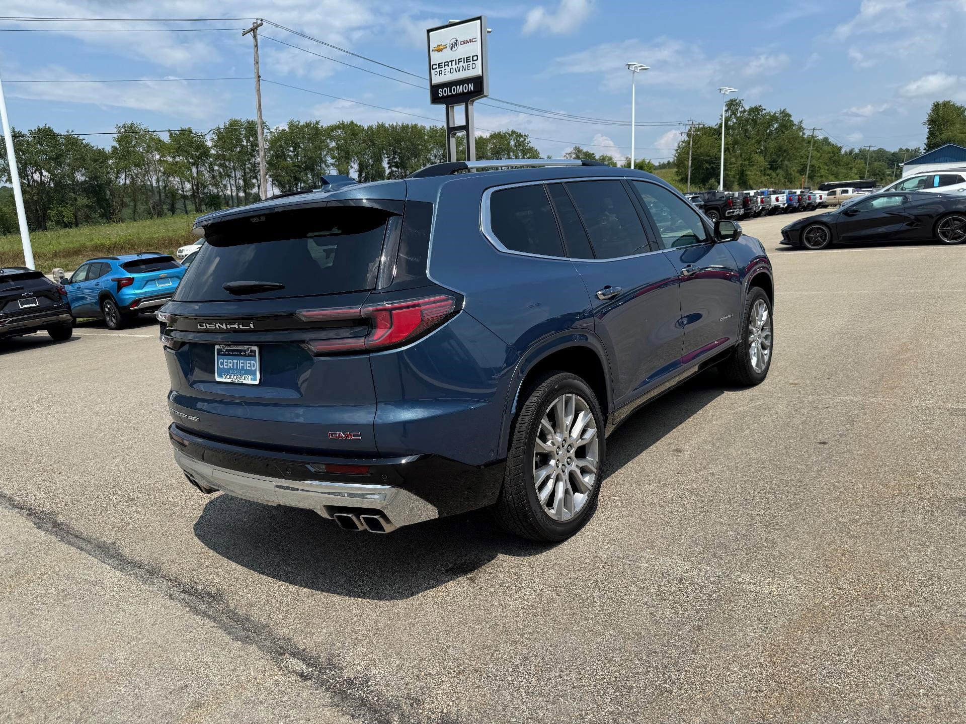 Certified 2025 GMC Acadia Denali w/ Super Cruise Package image 7