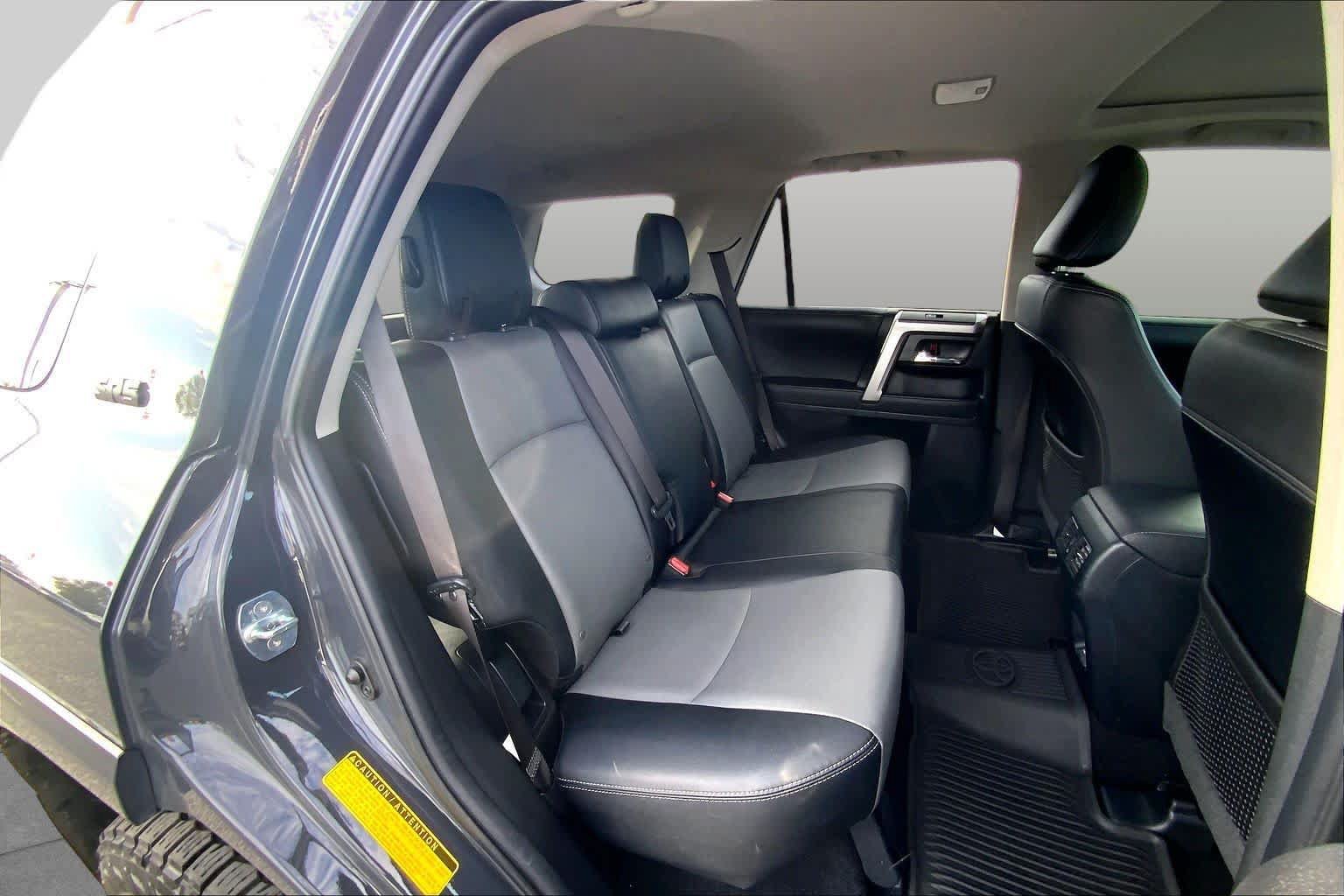 Used 2024 Toyota 4Runner SR5 Premium w/ Moonroof Package AWD/4WD image 20