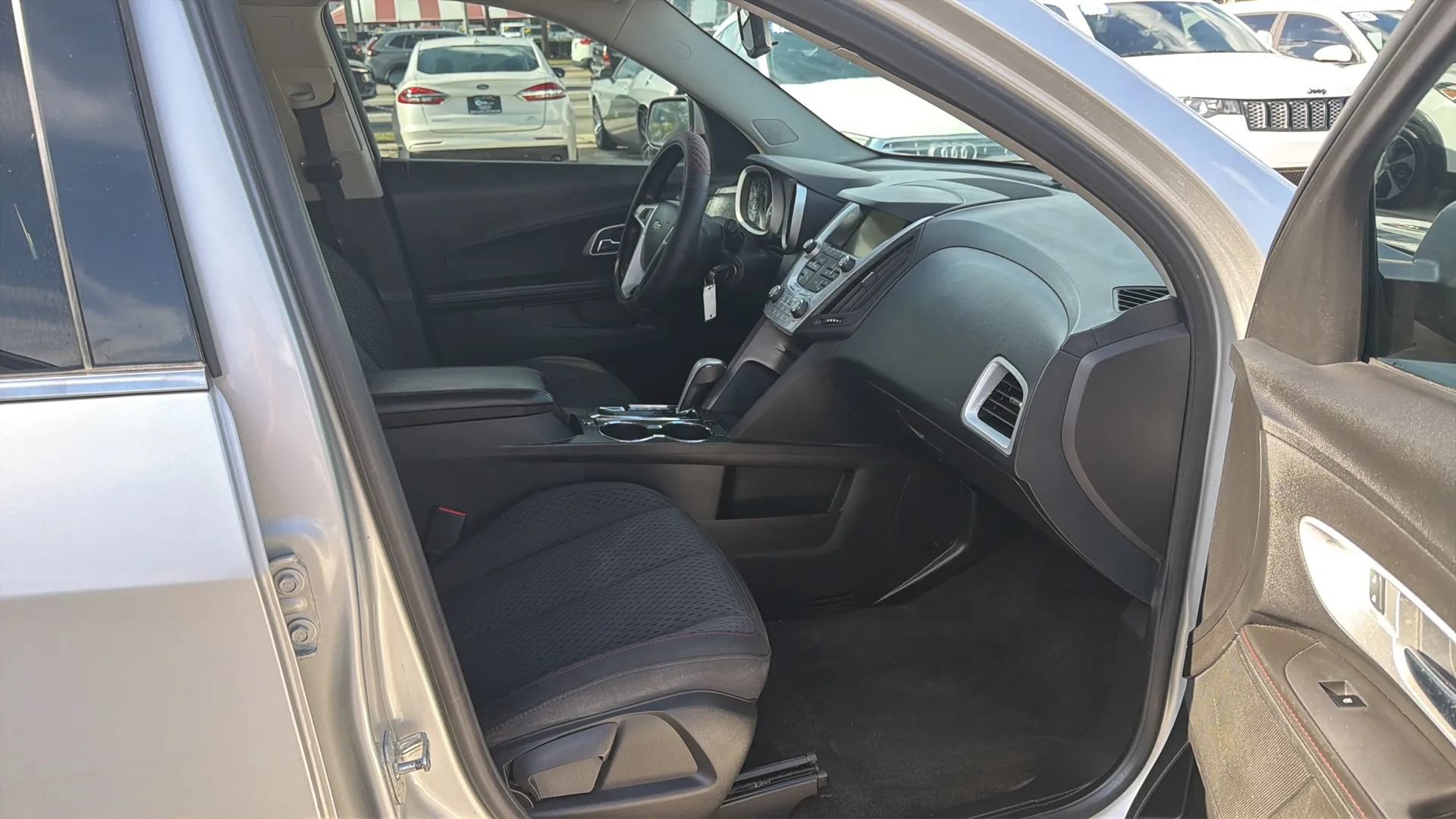 Used 2015 Chevrolet Equinox LT FWD image 17