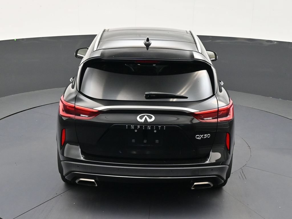 Used 2021 INFINITI QX50 Luxe w/ Appearance Package FWD image 16
