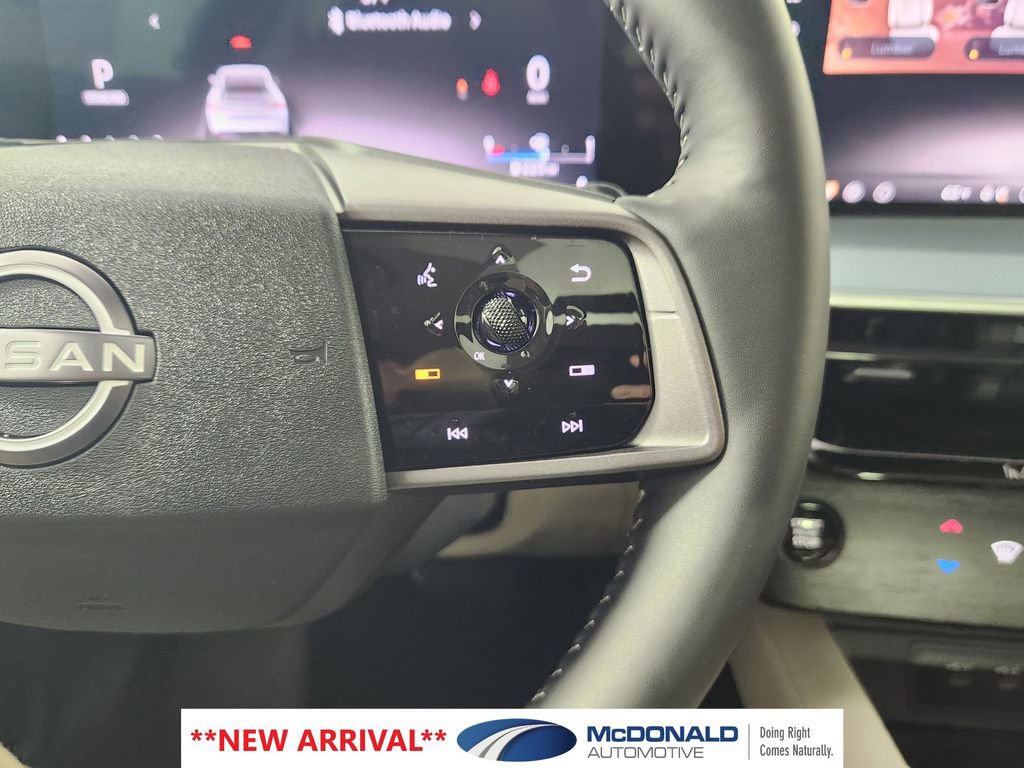 Used 2025 Nissan Murano Platinum AWD/4WD image 18