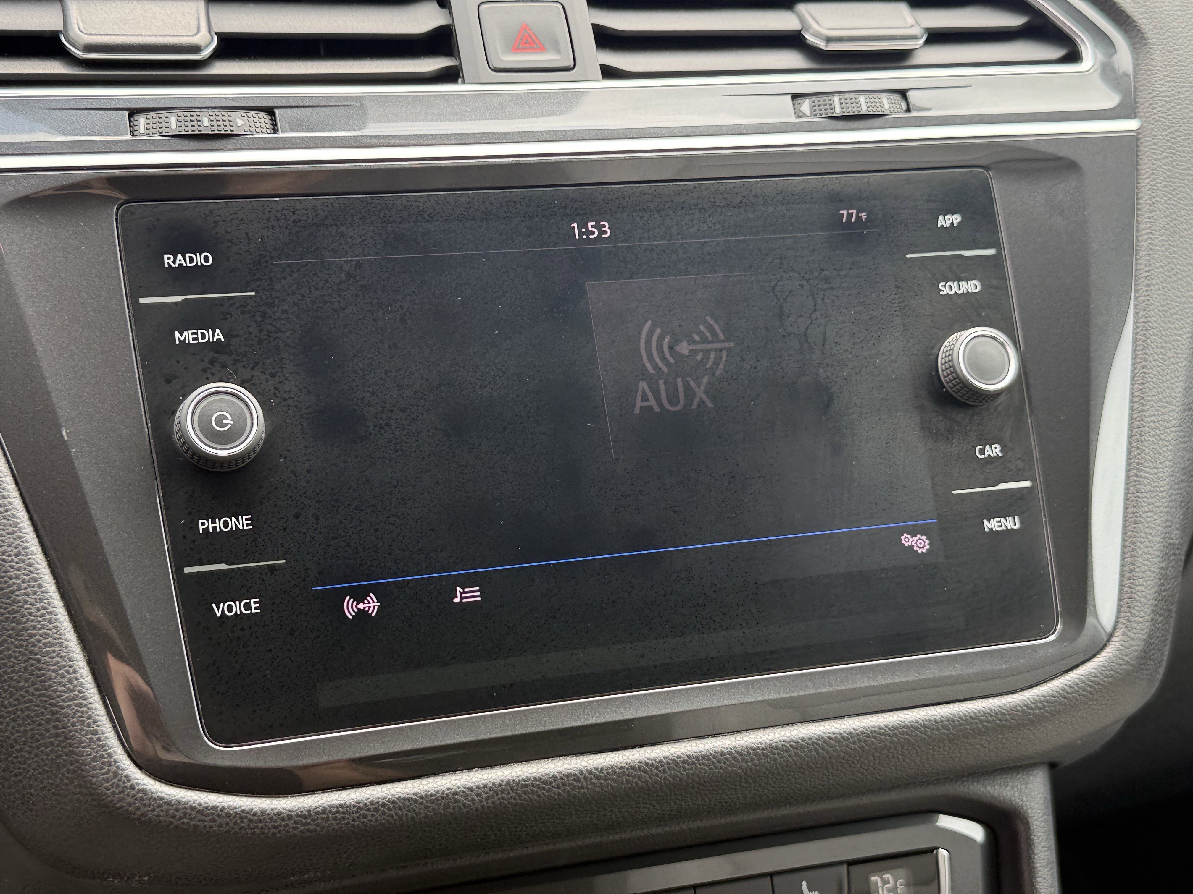 Used 2019 Volkswagen Tiguan SE image 20