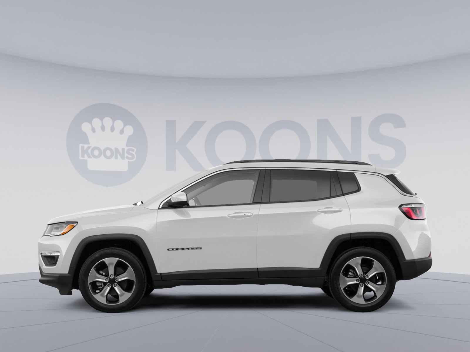 Used 2018 Jeep Compass Latitude w/ Popular Equipment Group AWD/4WD image 2