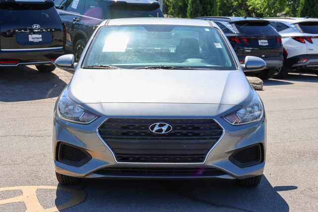 Used 2021 Hyundai Accent SE FWD image 2