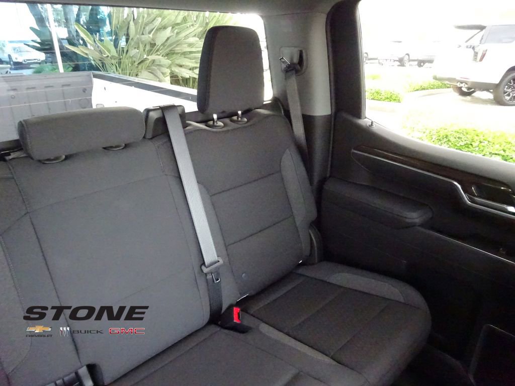 Used 2026 Chevrolet Silverado 1500 LT image 18