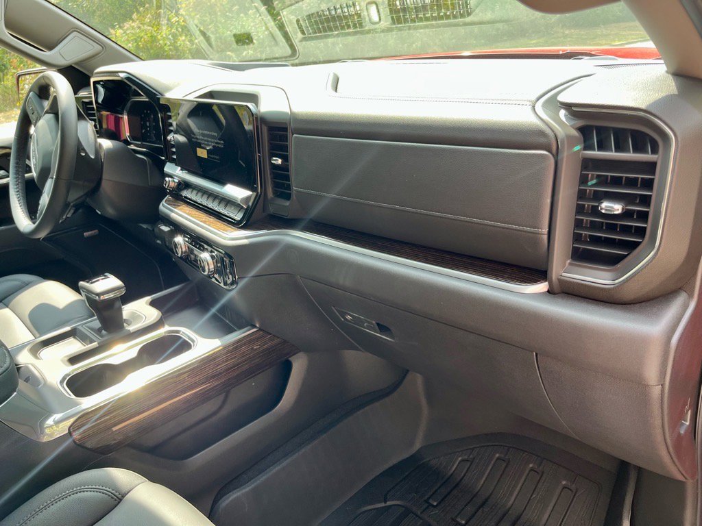 New 2026 GMC Sierra 1500 Elevation w/ Elevation Premium Package image 18