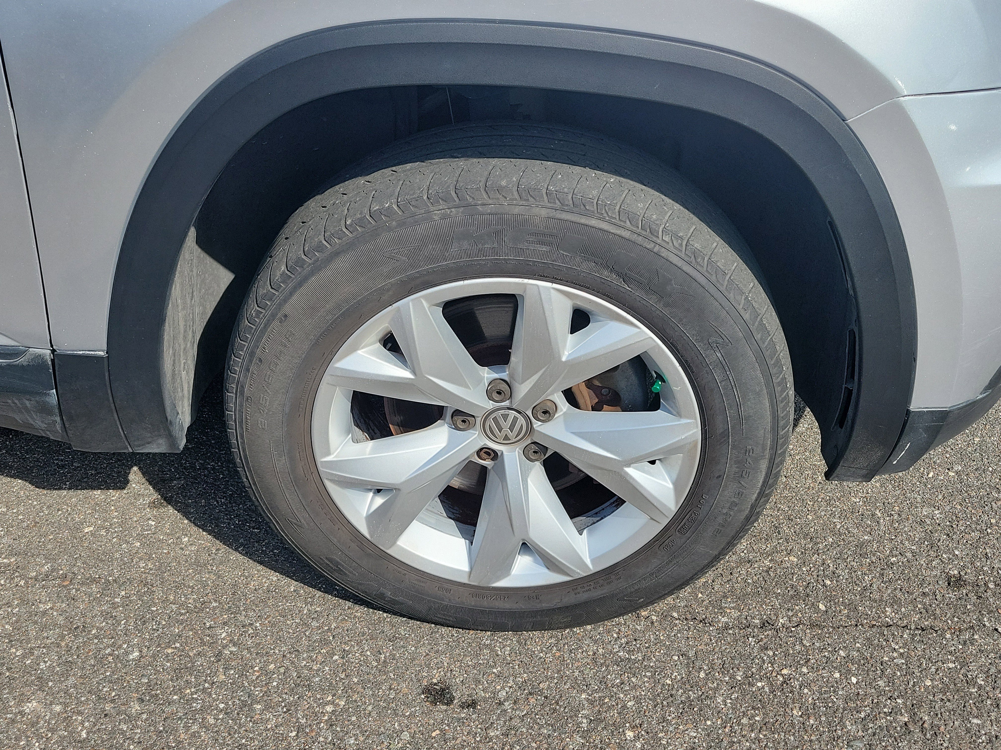 Used 2018 Volkswagen Atlas S image 38