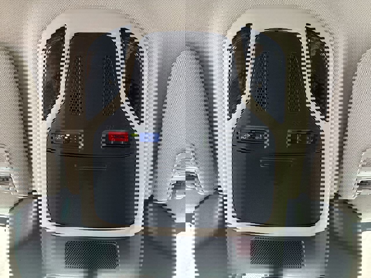 Used 2024 Subaru Outback Premium image 16