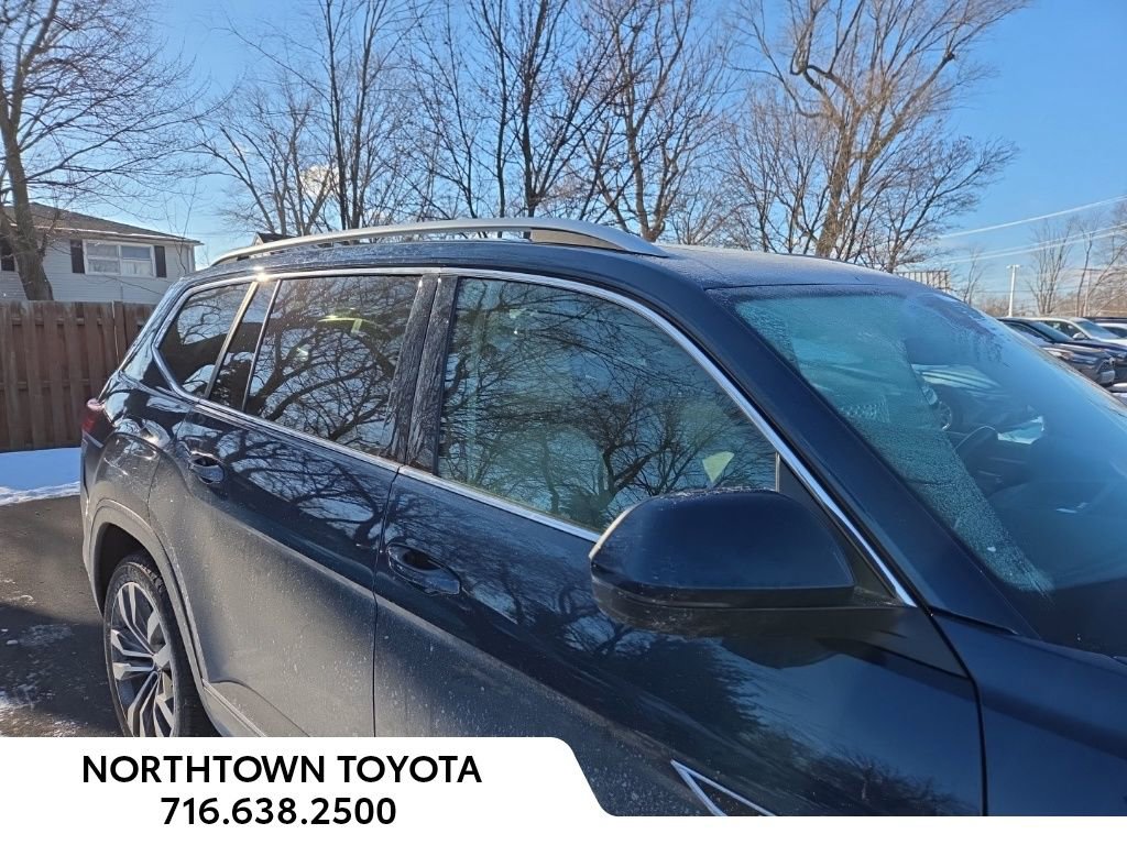 Used 2021 Volkswagen Atlas SEL Premium image 3