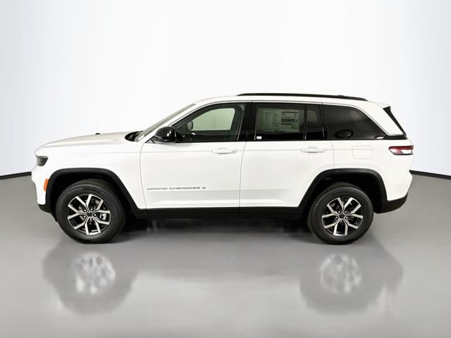New 2027 Jeep Grand Cherokee Laredo AWD/4WD image 4