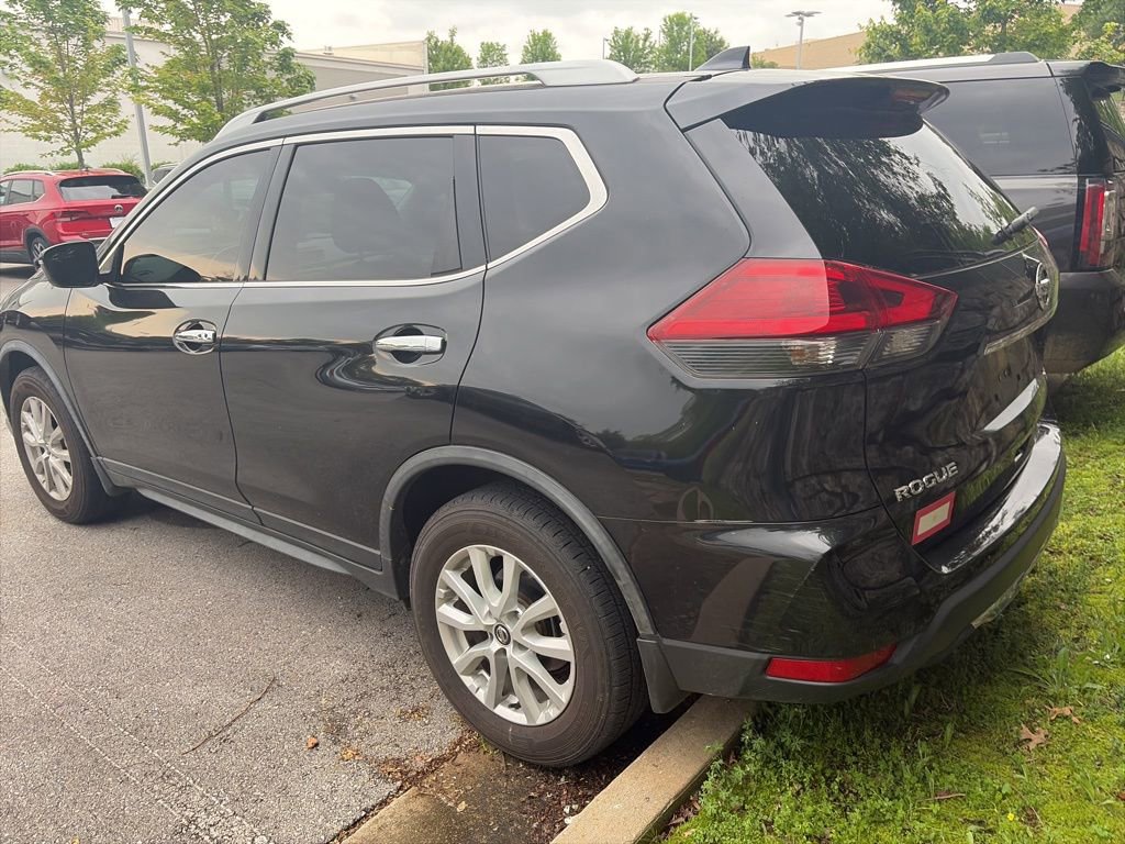 Used 2018 Nissan Rogue SV AWD/4WD image 5