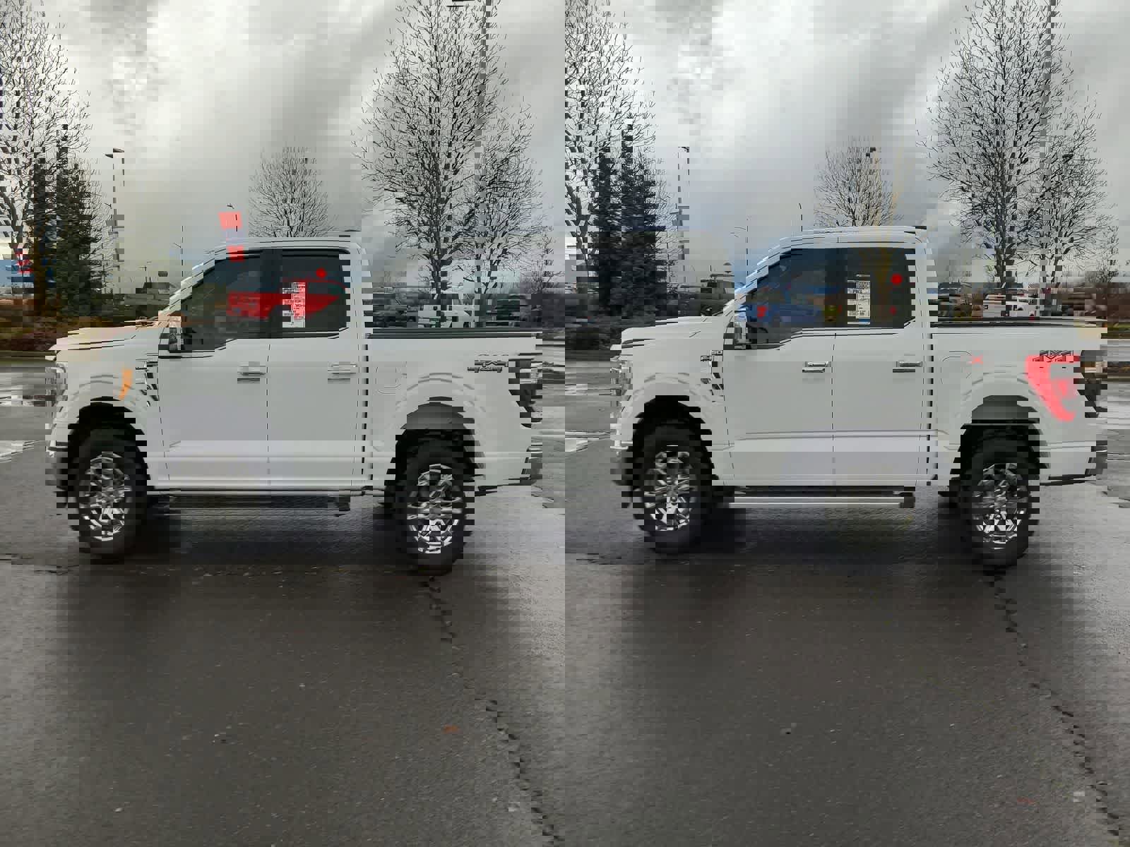 Used 2023 Ford F150 Lariat image 11