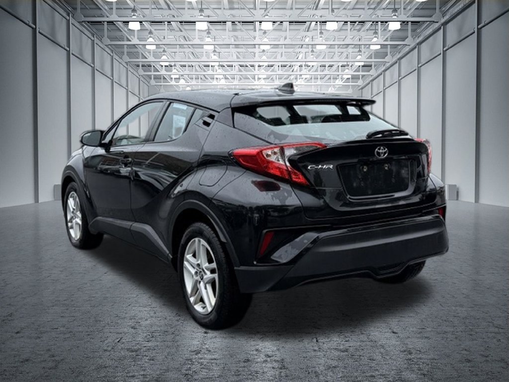 Used 2021 Toyota C-HR LE FWD image 21