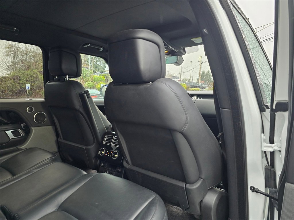 Used 2018 Land Rover Range Rover image 16