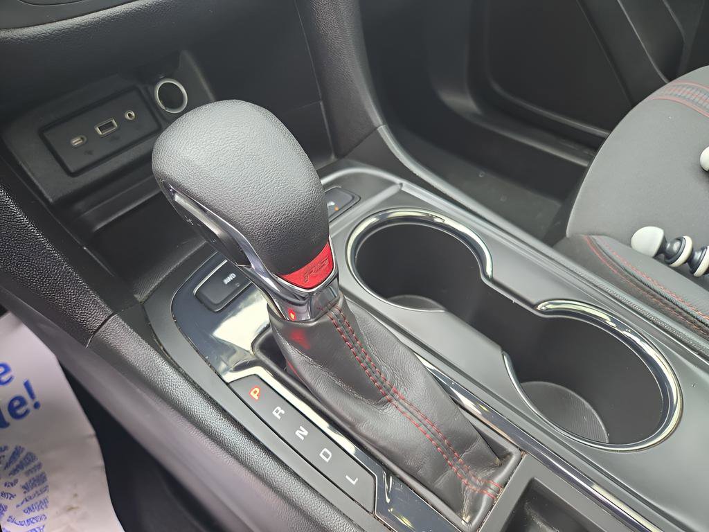 Used 2023 Chevrolet Equinox RS image 36