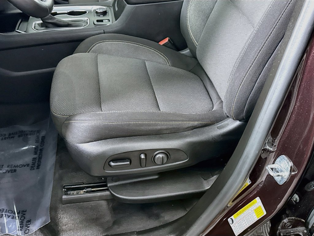 Used 2020 Chevrolet Traverse LT w/ LPO, Floor Liner Package AWD/4WD image 21