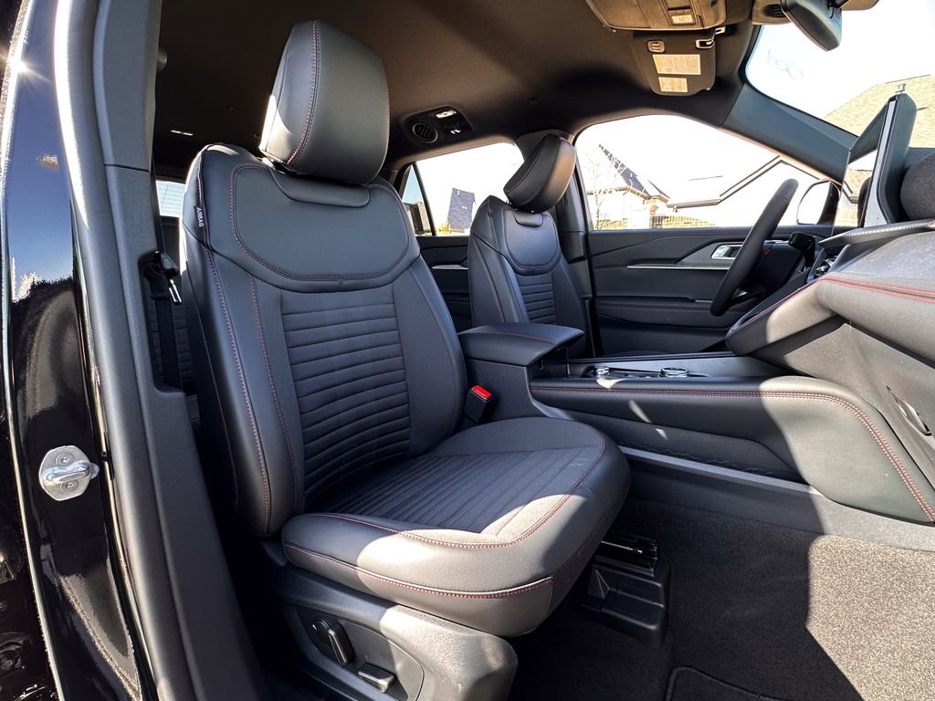 New 2026 Ford Explorer ST-Line w/ ST-Line Street Pack image 30