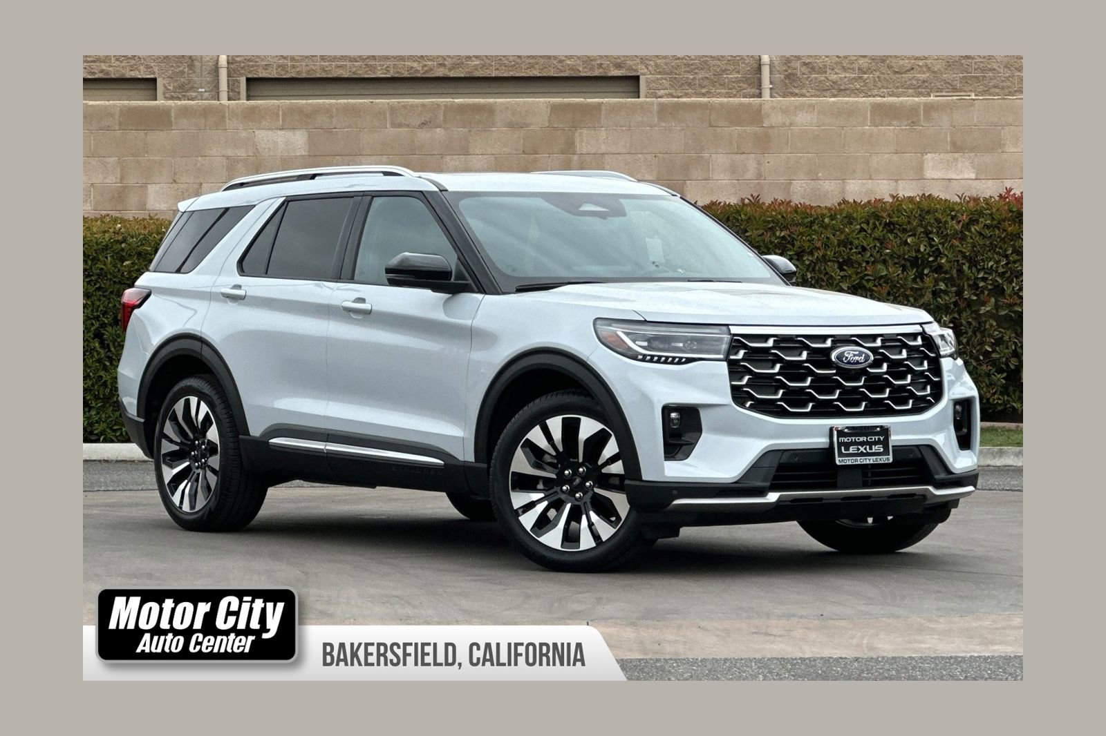 Used 2025 Ford Explorer Platinum w/ LUX Leather Package