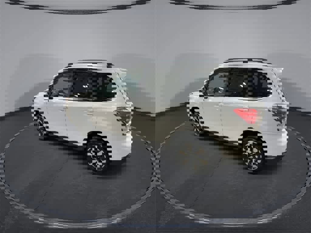 Used 2017 Subaru Forester 2.5i Premium image 6