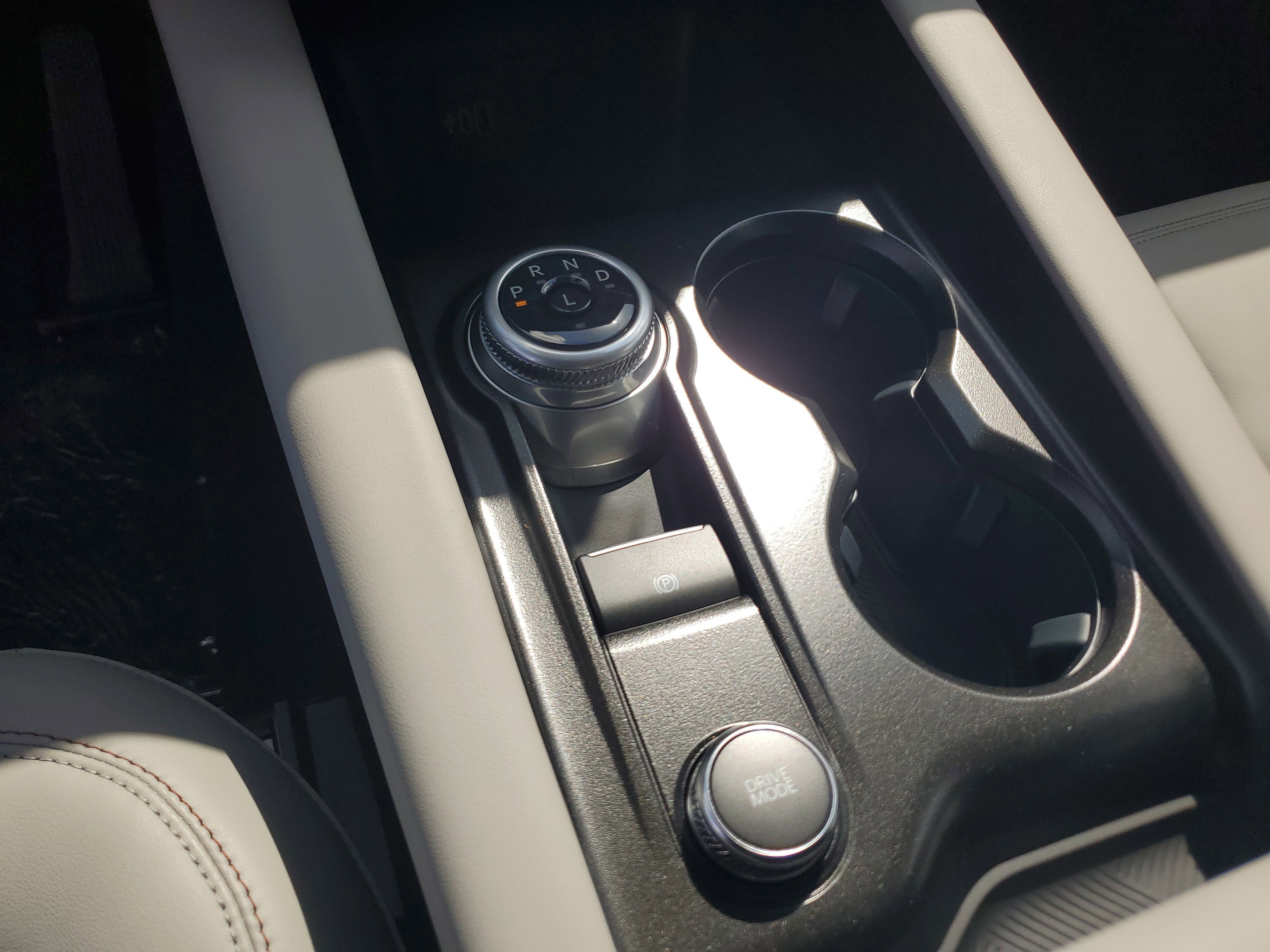 New 2026 Ford Explorer Active image 18