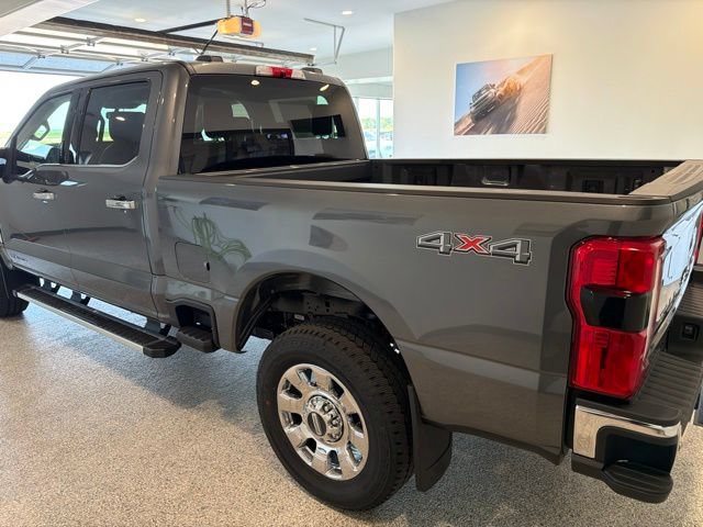 New 2026 Ford F250 Lariat w/ Chrome Package AWD/4WD image 4
