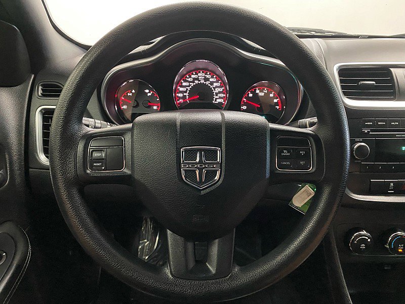 Used 2014 Dodge Avenger SE FWD image 17