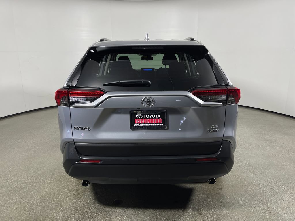Certified 2025 Toyota RAV4 LE AWD/4WD image 4