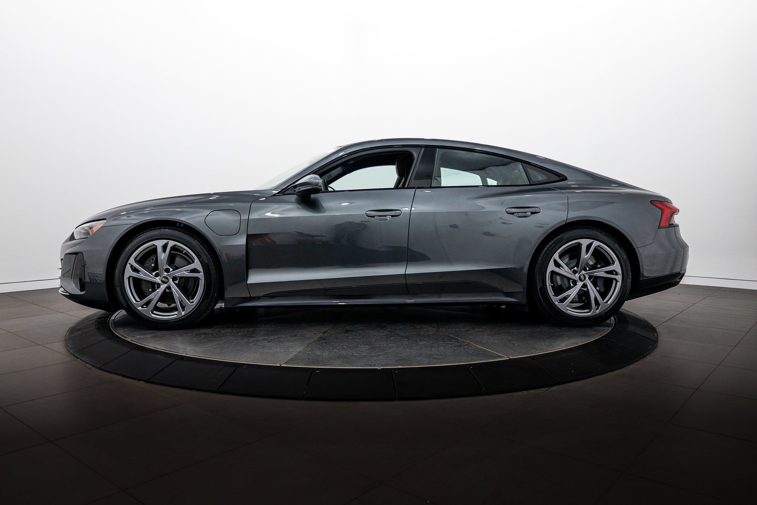 Certified 2023 Audi e-tron GT Premium Plus w/ Executive Package AWD/4WD image 6