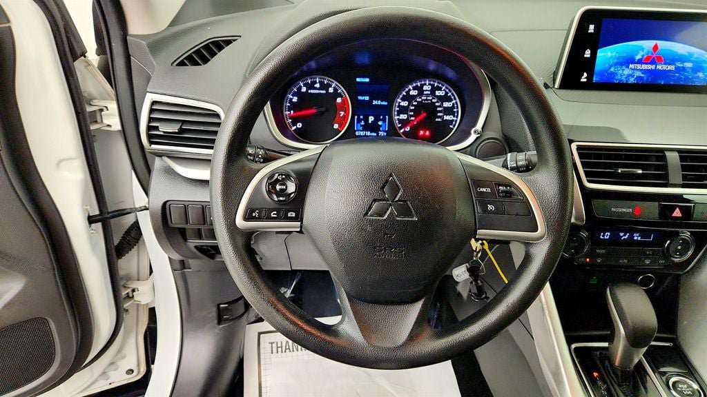 Used 2019 Mitsubishi Eclipse Cross AWD image 13