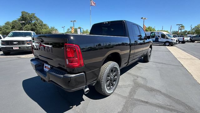 New 2026 RAM 3500 Laramie AWD/4WD image 4
