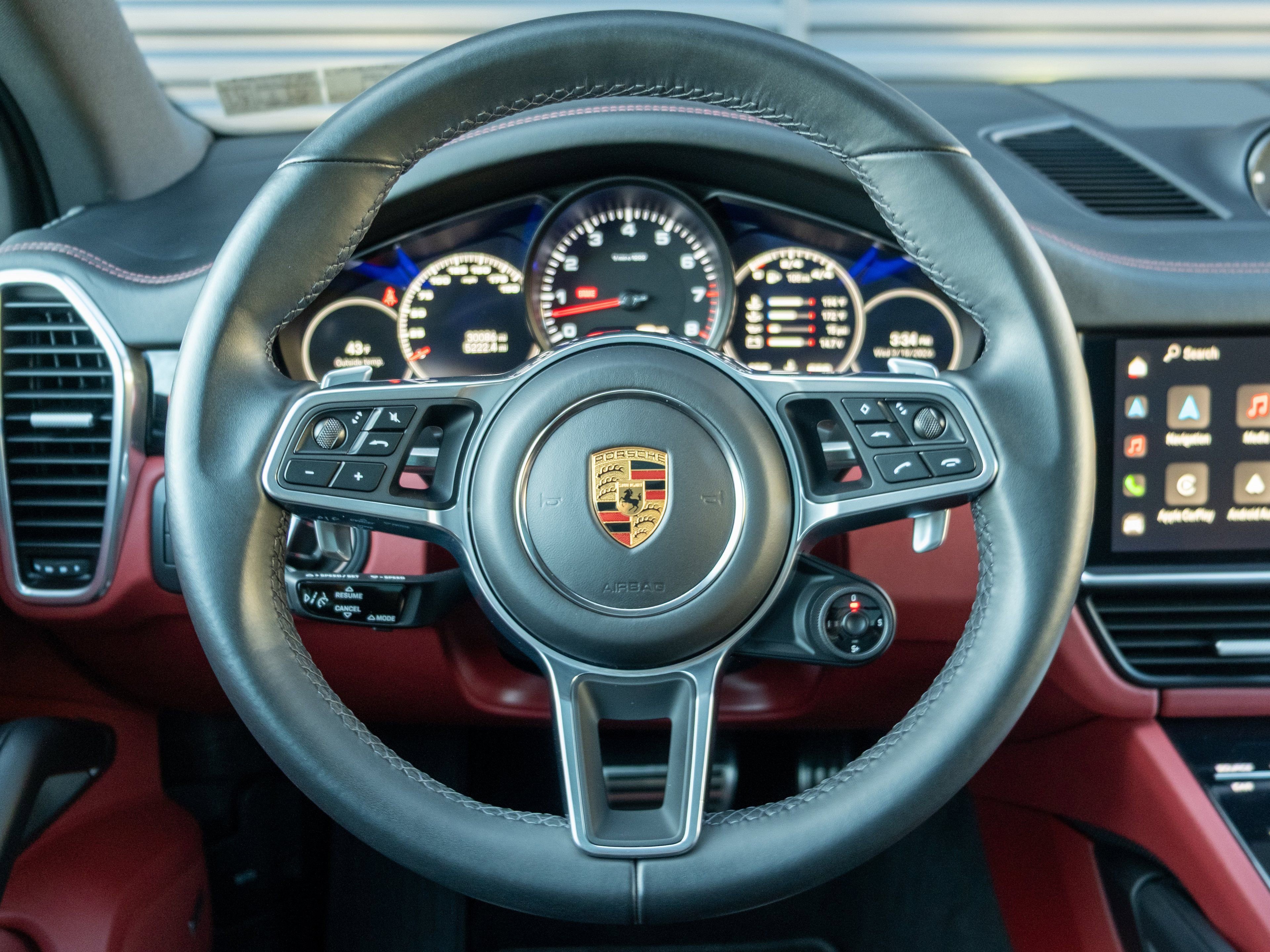 Certified 2022 Porsche Cayenne S Platinum image 6