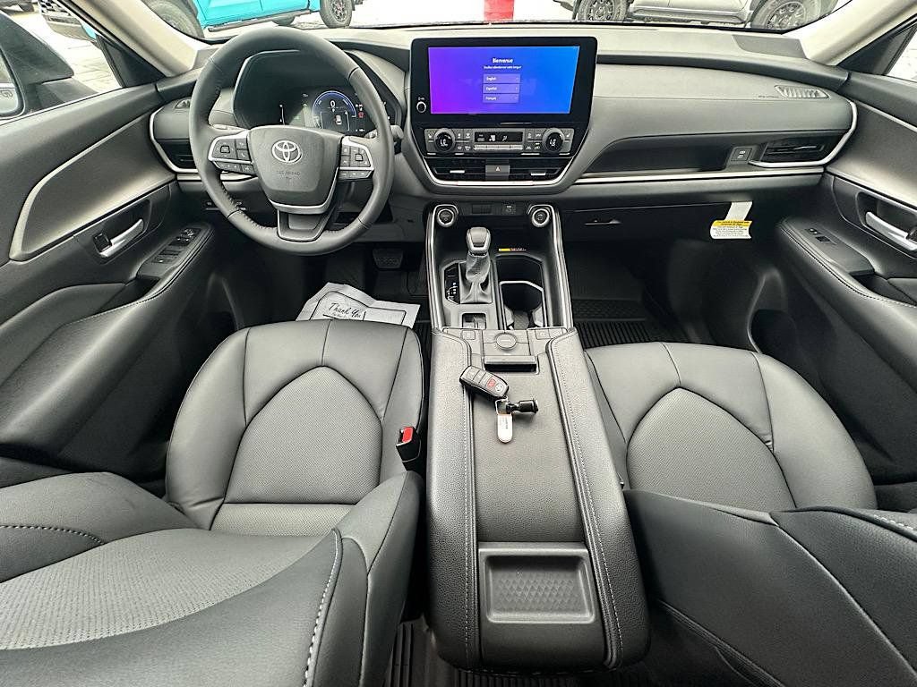 New 2026 Toyota Grand Highlander AWD Hybrid image 11